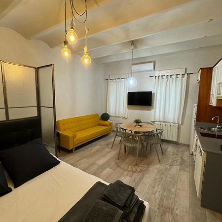 Ama Madrid Santa Ana Apartment ภายนอก รูปภาพ